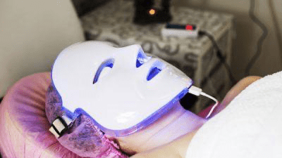 L E D Light Therapy AND Acne Solutions Facial Course